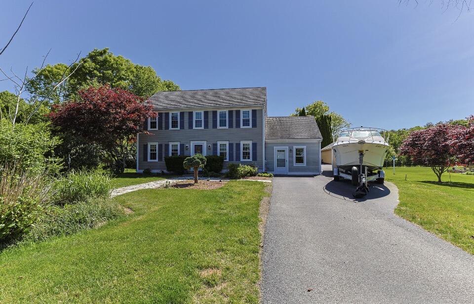 30 Sheffield Place Mashpee MA 02649
