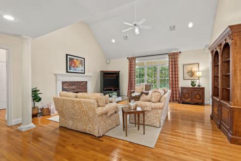 11 Sycamore Avenue Sagamore Beach MA 02562