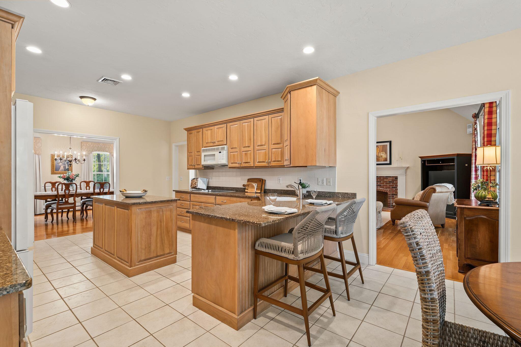 11 Sycamore Avenue Sagamore Beach MA 02562