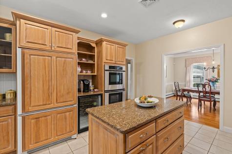11 Sycamore Avenue Sagamore Beach MA 02562