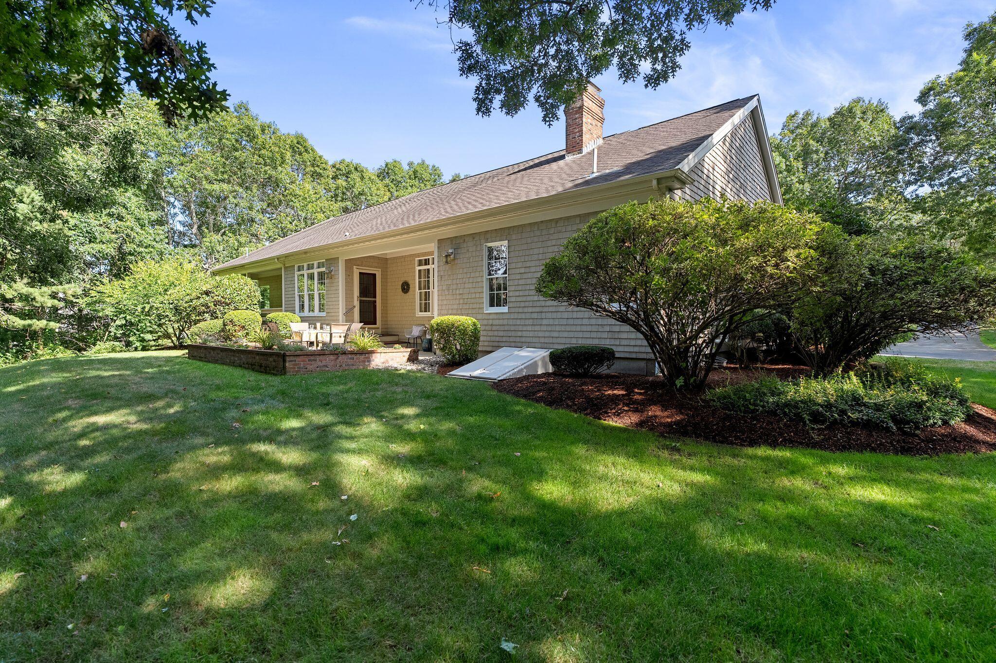 11 Sycamore Avenue Sagamore Beach MA 02562
