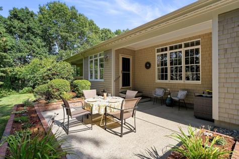 11 Sycamore Avenue Sagamore Beach MA 02562