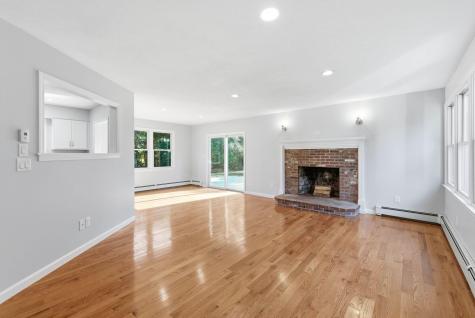 273 Sandwich Road Falmouth MA 02536
