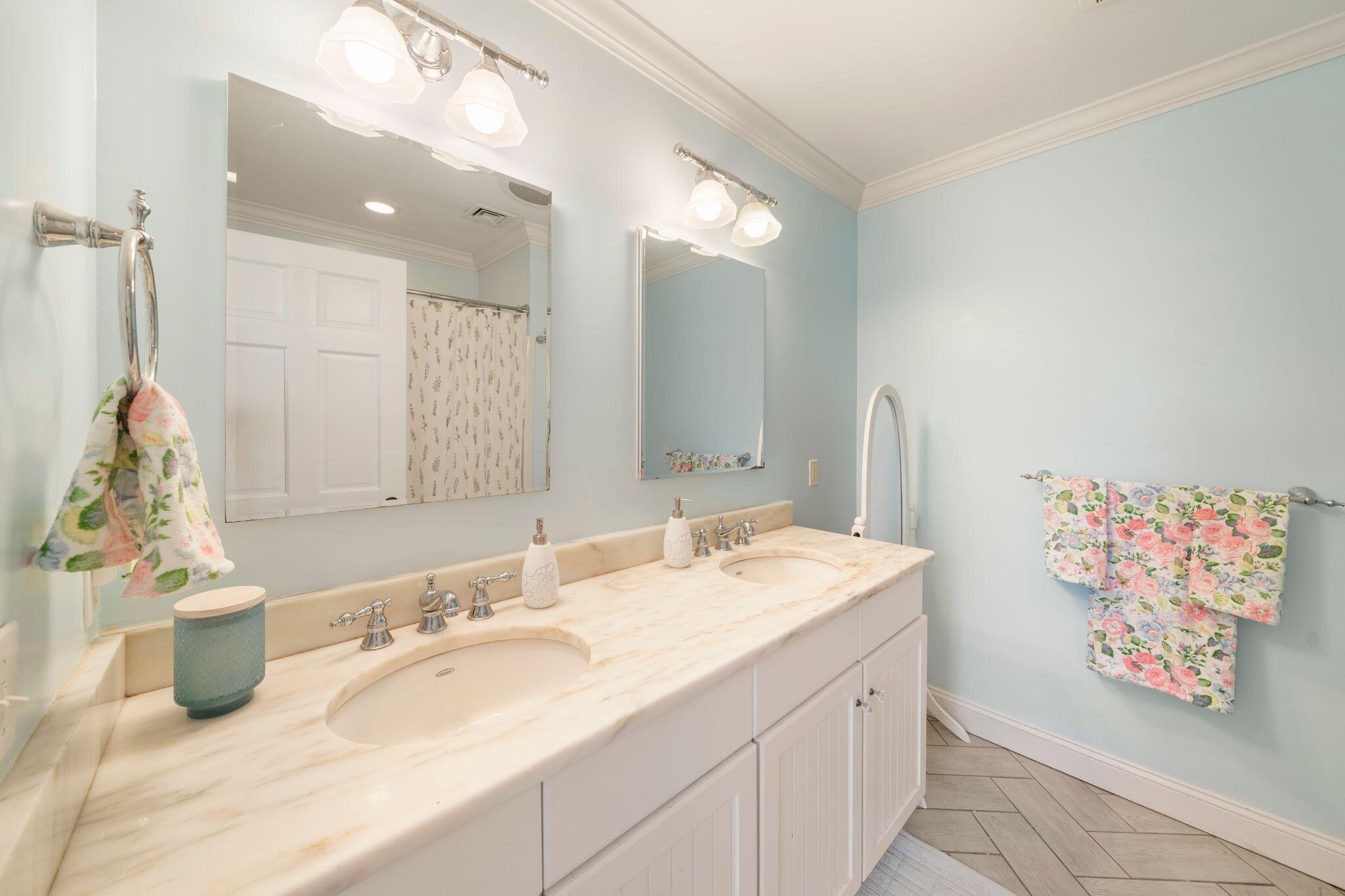50 & 0 Indian Trail Barnstable MA 02630