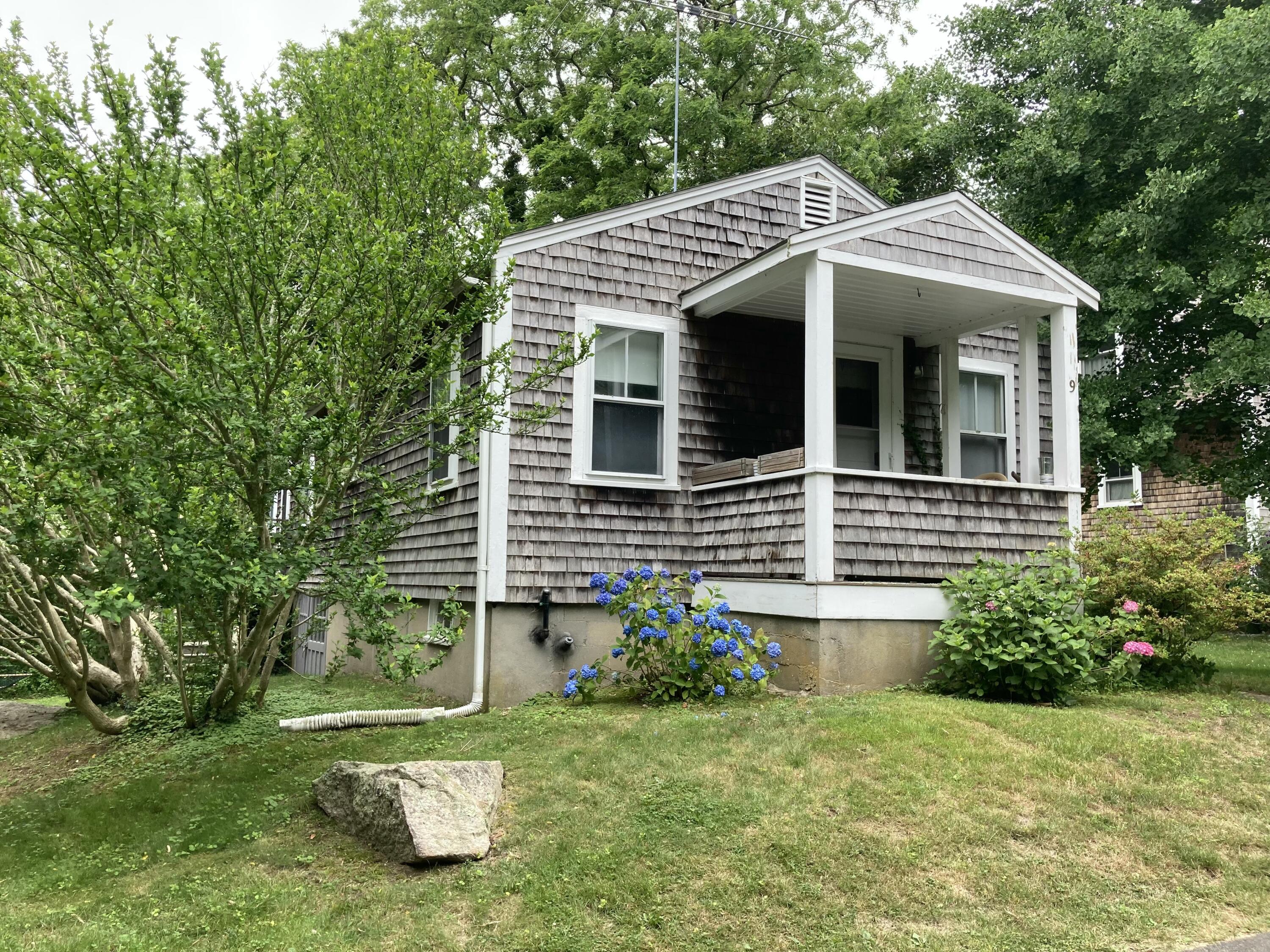 9 Cricket Lane Falmouth MA 02543