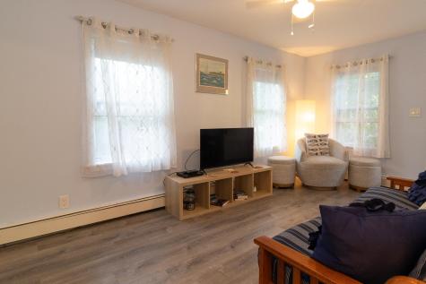 9 Cricket Lane Falmouth MA 02543