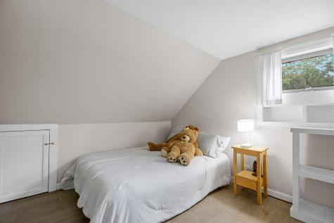 15 Hunters Trail Sandwich MA 02563