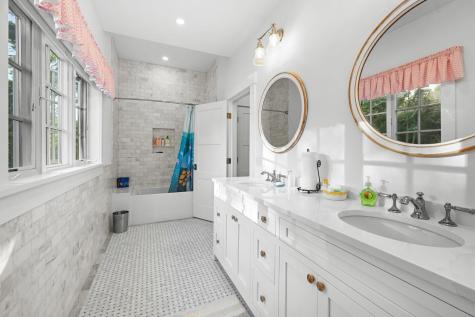 133 Associates Road West Falmouth MA 02540