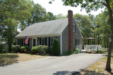86 Spectacle Pond Drive East Falmouth MA 02536