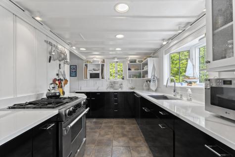 41 Hayward Road Barnstable MA 02632