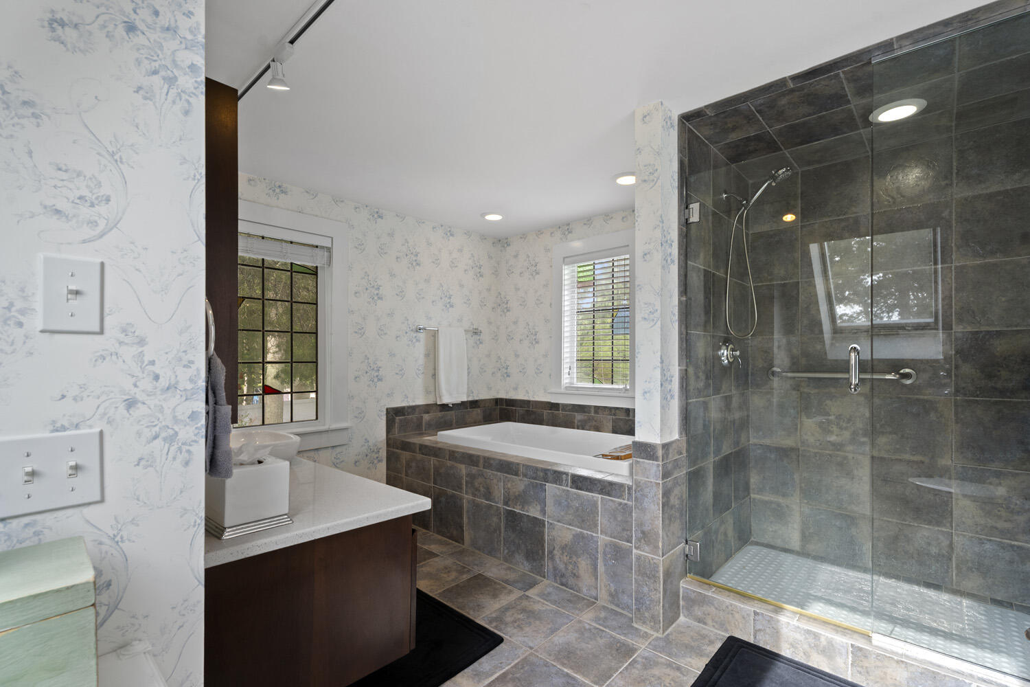 41 Hayward Road Barnstable MA 02632