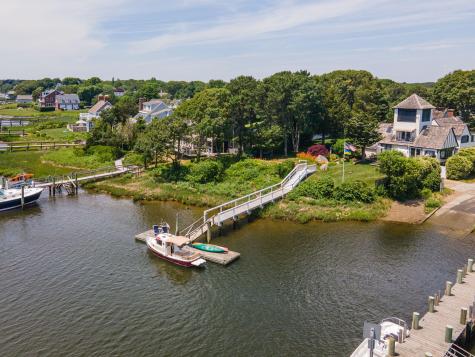 41 Hayward Road Barnstable MA 02632