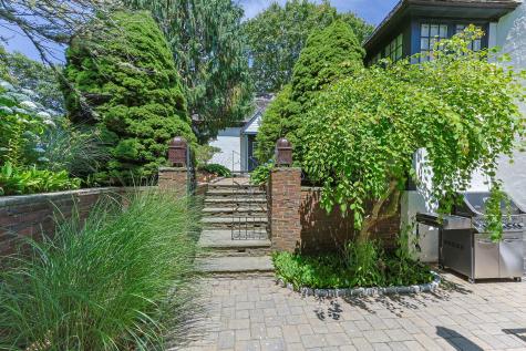 41 Hayward Road Barnstable MA 02632