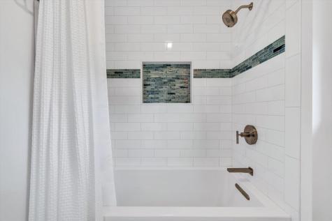 4 Arrowhead Circle MA 02537