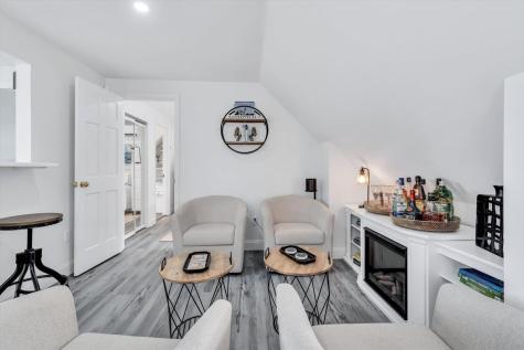 4 Arrowhead Circle MA 02537