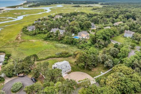 4 Arrowhead Circle MA 02537