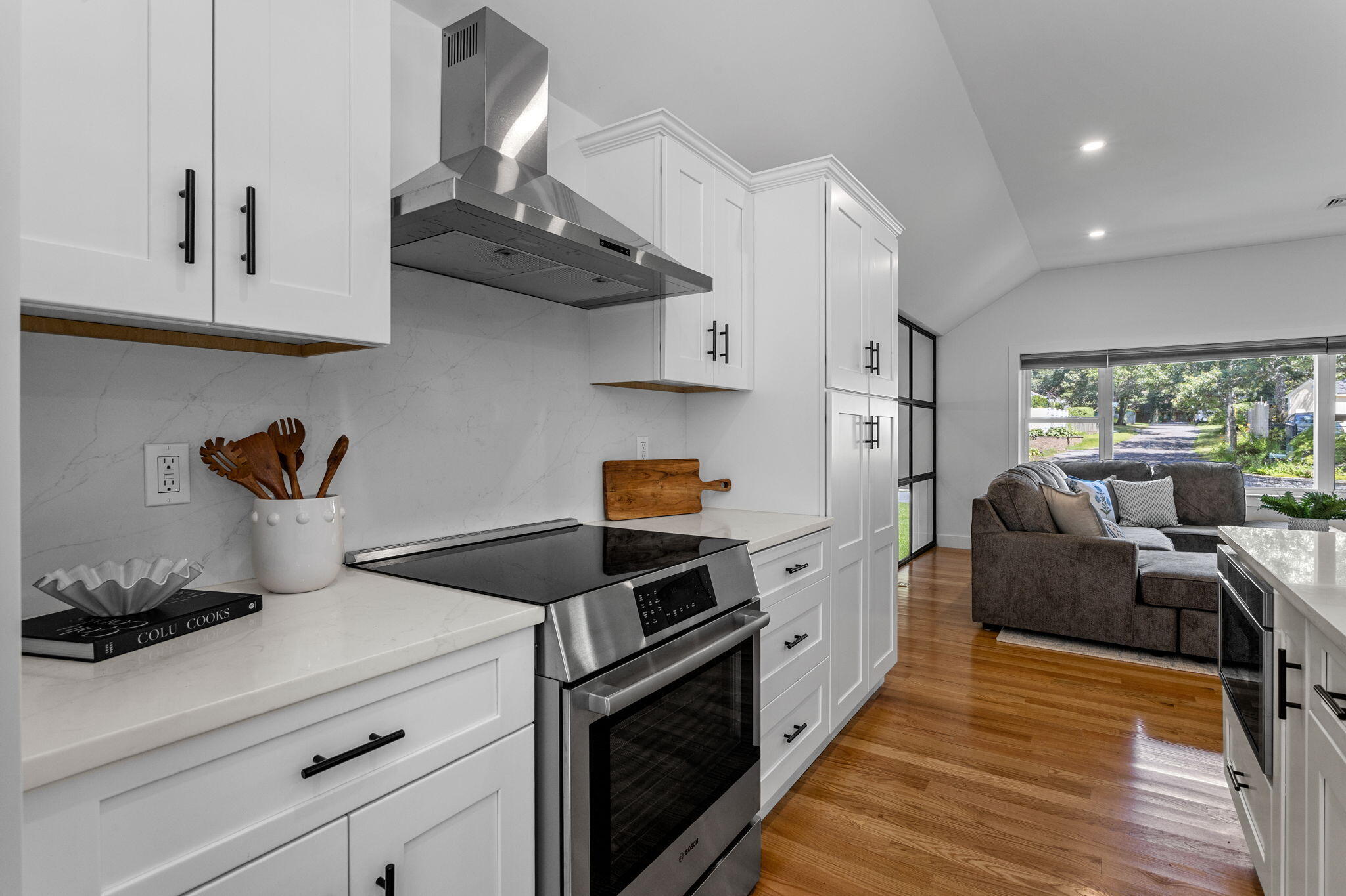 11 Madeline Road Teaticket MA 02536
