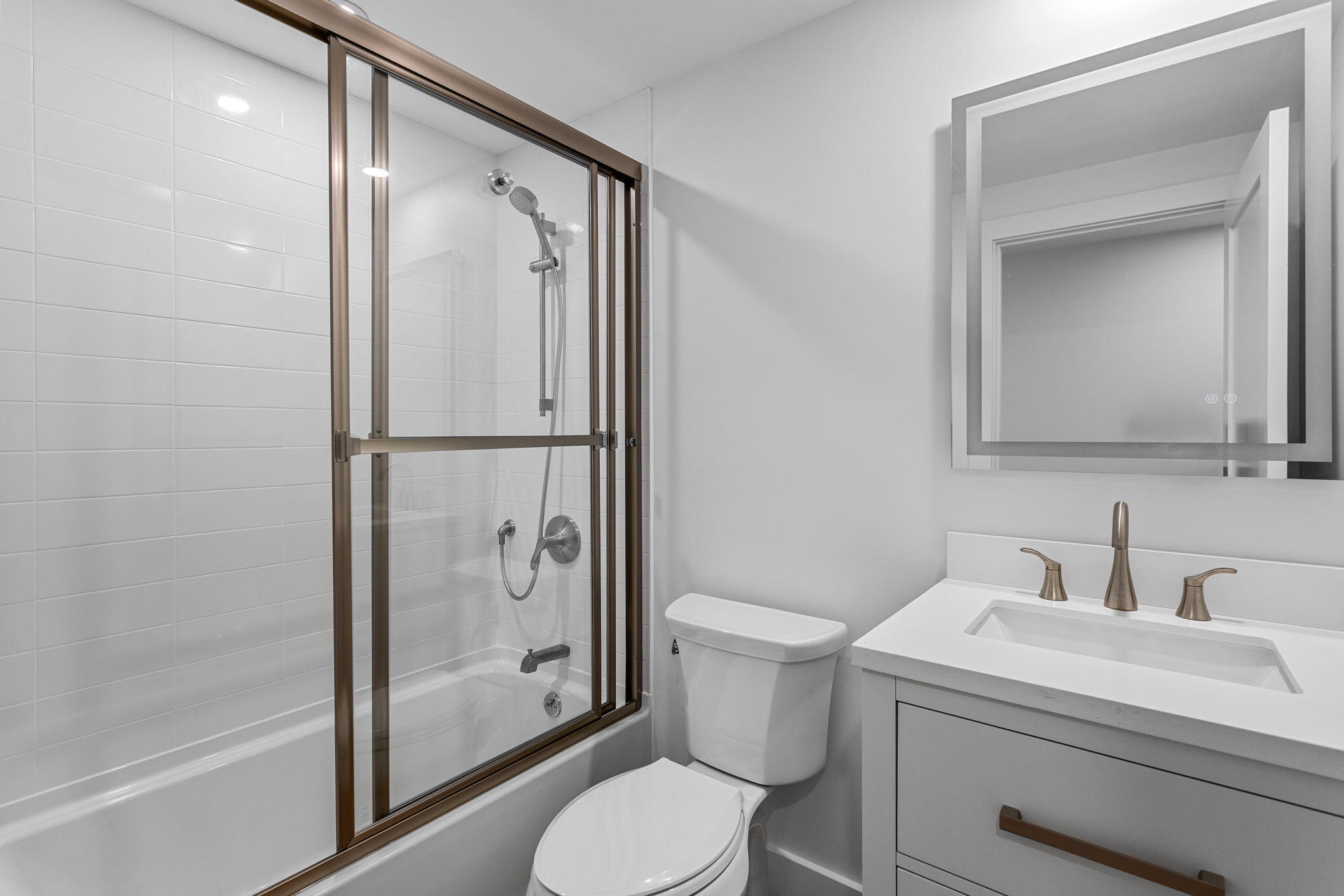 11 Madeline Road Teaticket MA 02536