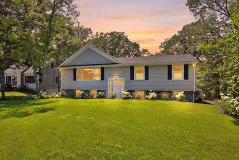 11 Madeline Road Teaticket MA 02536