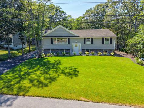 11 Madeline Road Teaticket MA 02536