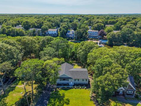 11 Madeline Road Teaticket MA 02536