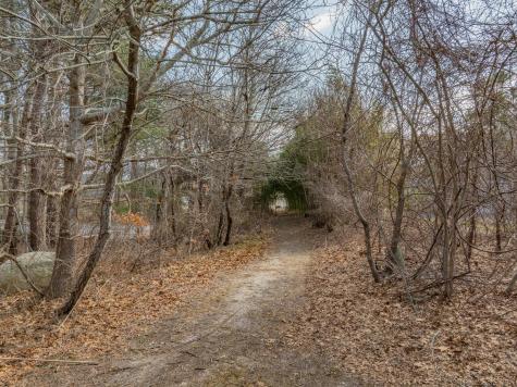 193 Yankee Drive Brewster MA 02631