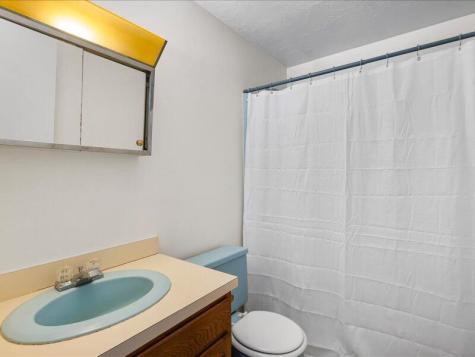 32 Willington Avenue Barnstable MA 02648