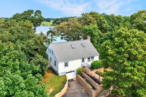 33 Horsefoot Road West Dennis MA 02670