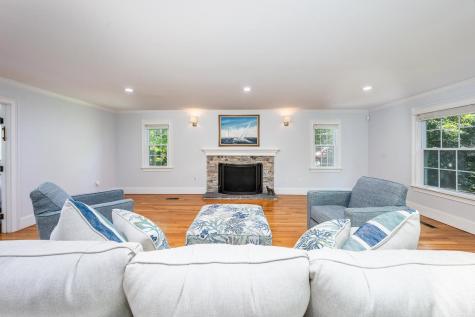 22 Center Lane Centerville MA 02632