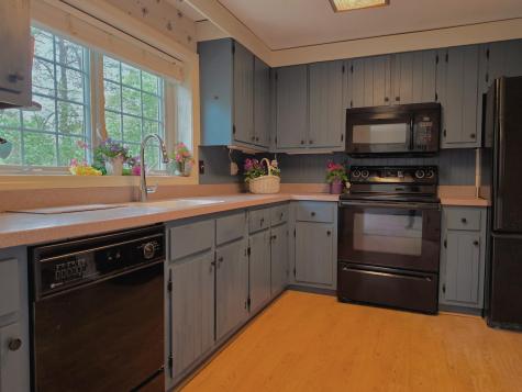 85 Collingwood Drive Yarmouth MA 02675