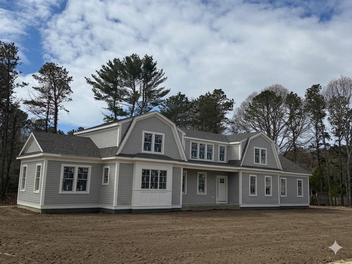 14 Herring Gull Road Mashpee MA 02649