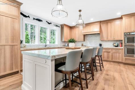 14 Herring Gull Road Mashpee MA 02649
