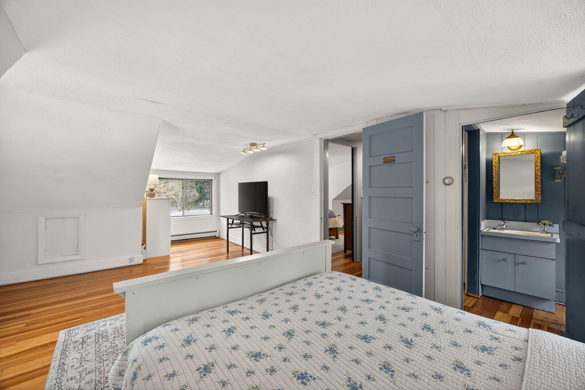 102 Nashawena Street Falmouth MA 02540