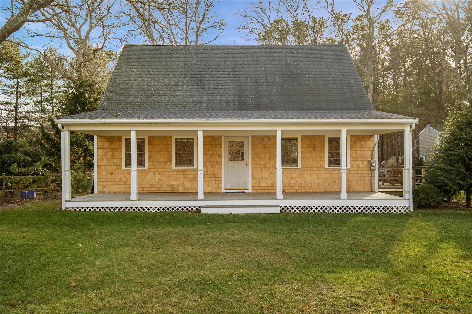 116 Franklin Terrace Tisbury MA 02568