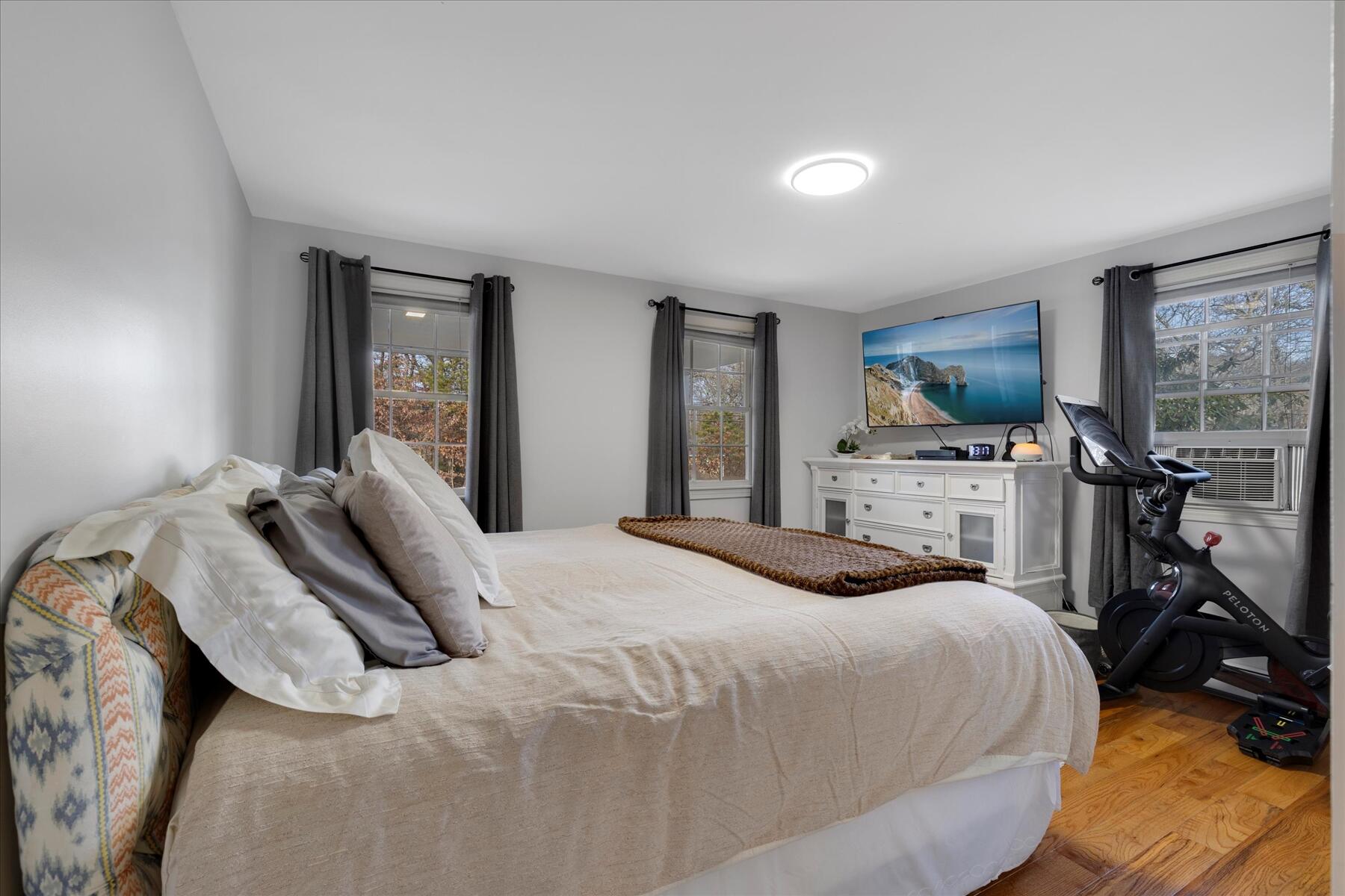 116 Franklin Terrace Tisbury MA 02568