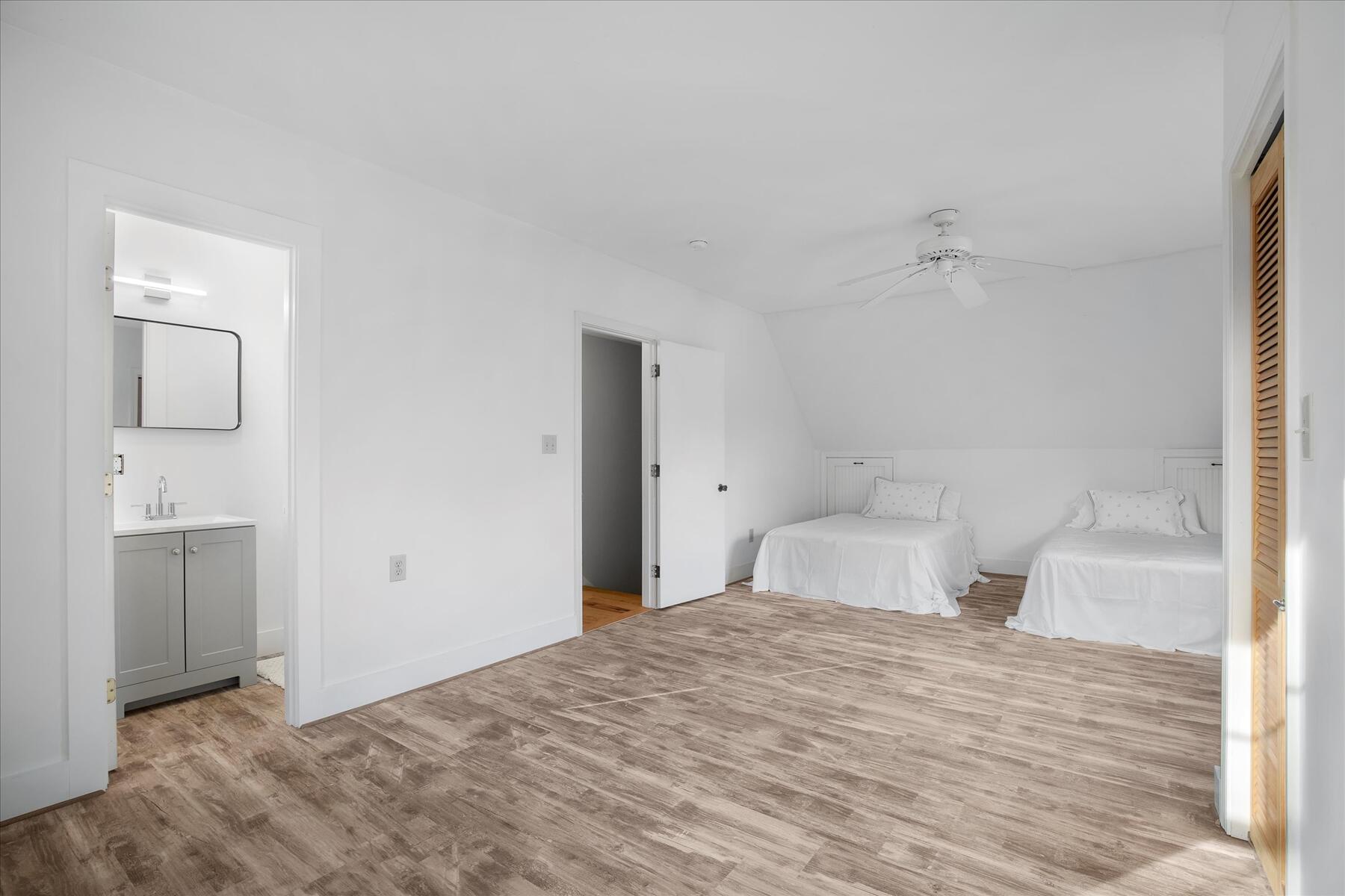 116 Franklin Terrace Tisbury MA 02568