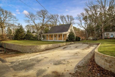 116 Franklin Terrace Vineyard Haven MA 02568