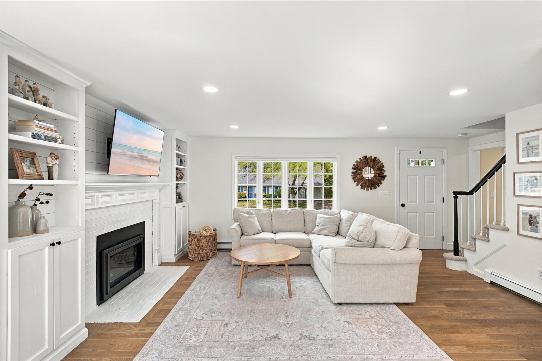 172 Oxford Drive Cotuit MA 02635