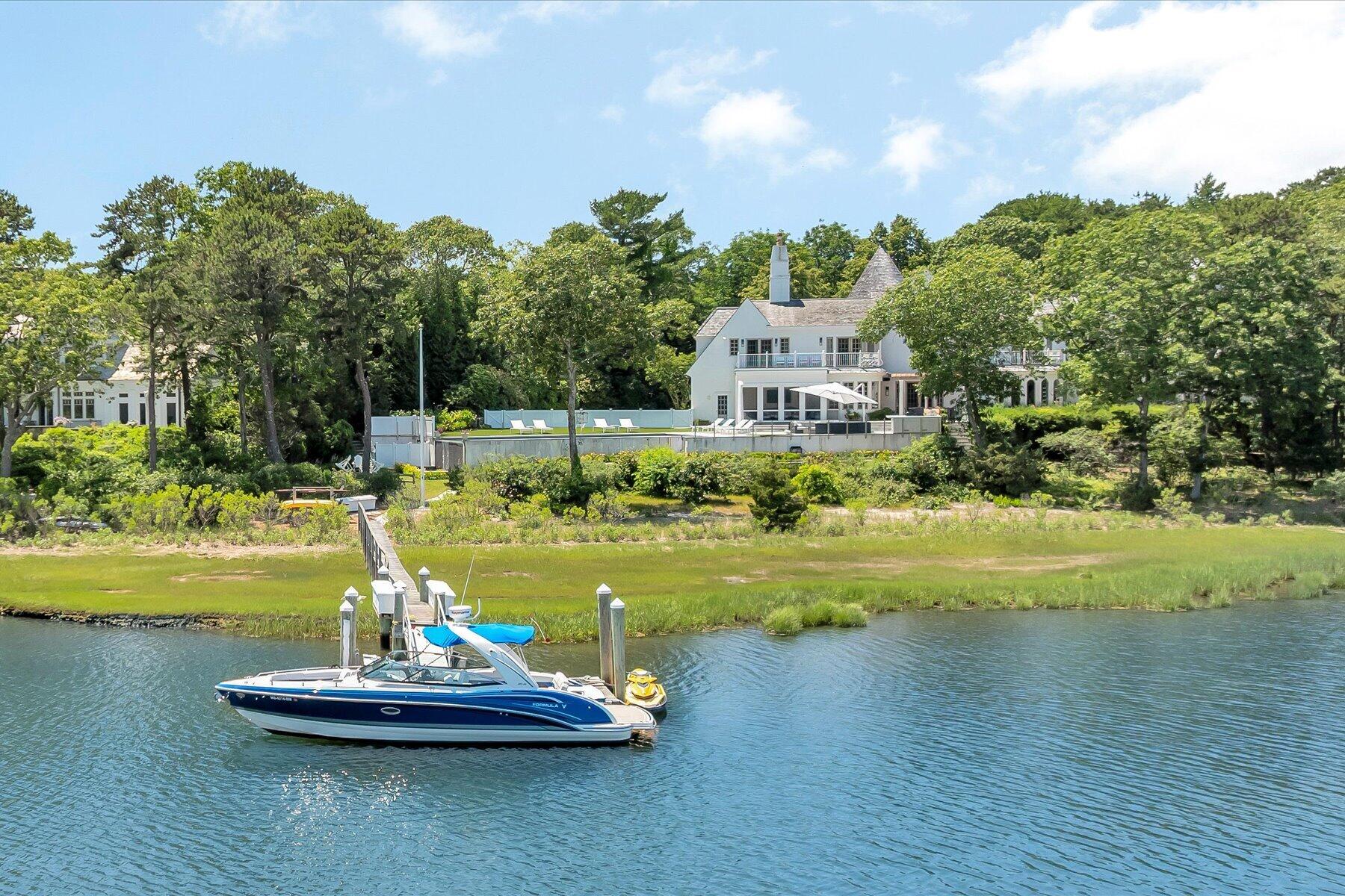 25 Oyster Way Osterville MA 02655