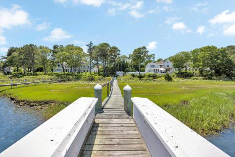 25 Oyster Way Barnstable MA 02655