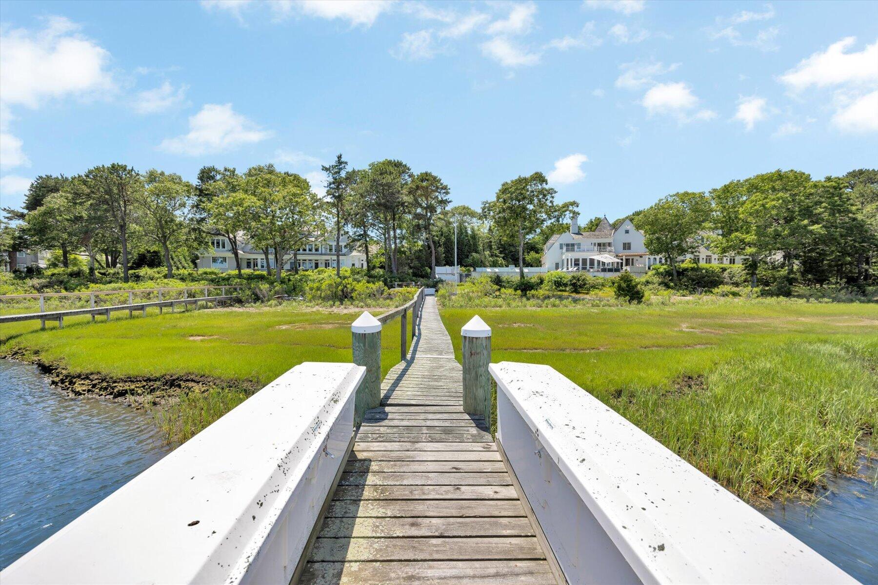 25 Oyster Way Osterville MA 02655