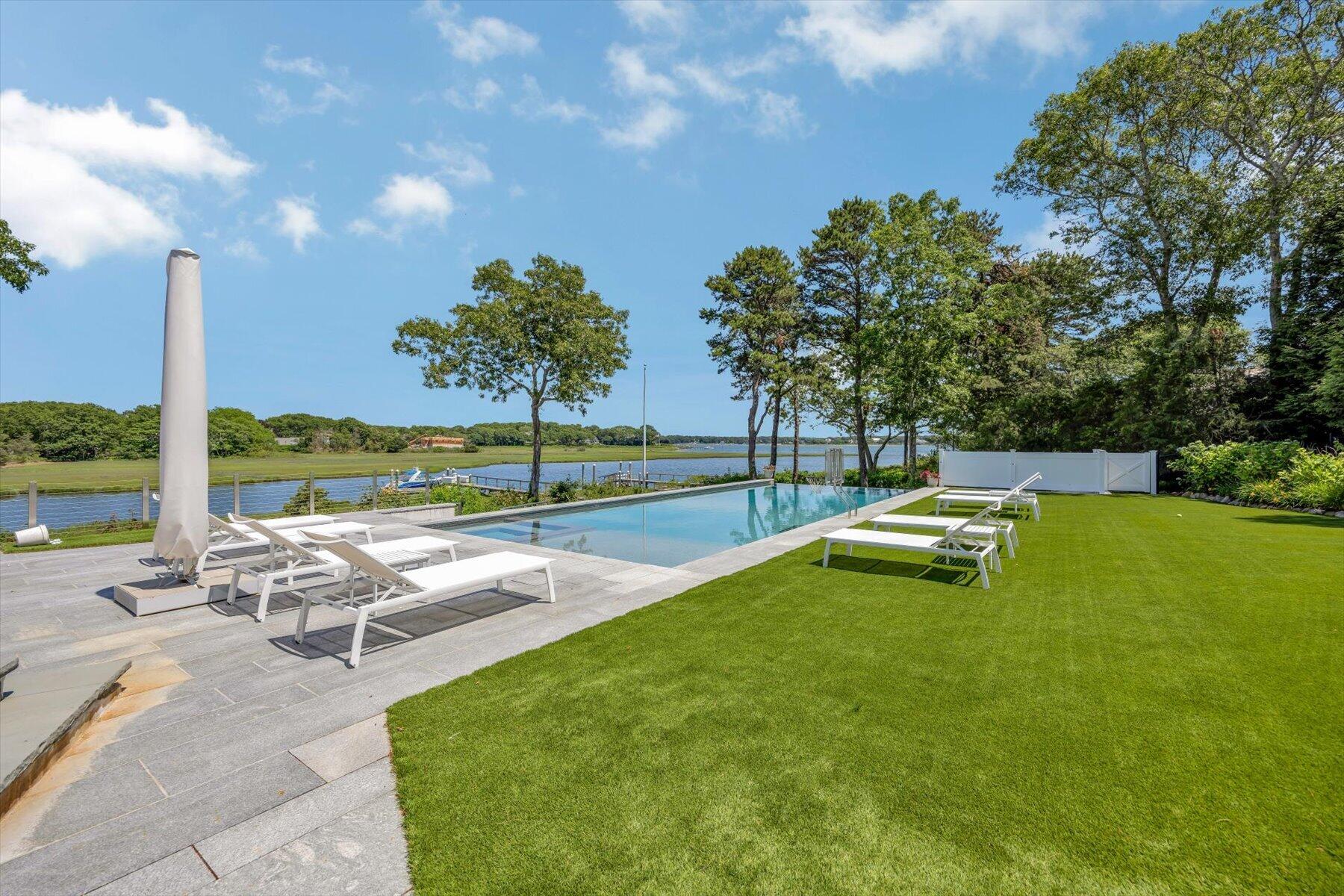 25 Oyster Way Osterville MA 02655