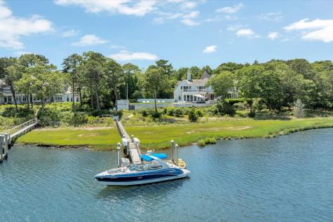 25 Oyster Way Barnstable MA 02655