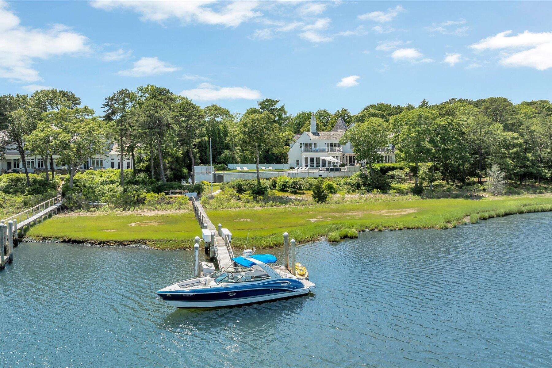 25 Oyster Way Osterville MA 02655