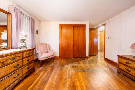 87 Central Avenue East Falmouth MA 02536