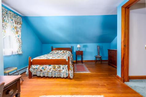 87 Central Avenue East Falmouth MA 02536
