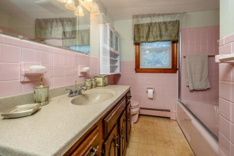 87 Central Avenue East Falmouth MA 02536