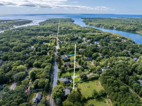 87 Central Avenue East Falmouth MA 02536