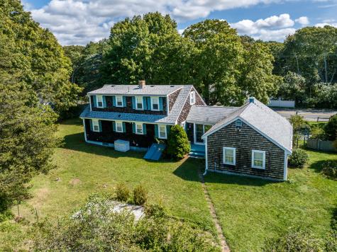 87 Central Avenue East Falmouth MA 02536