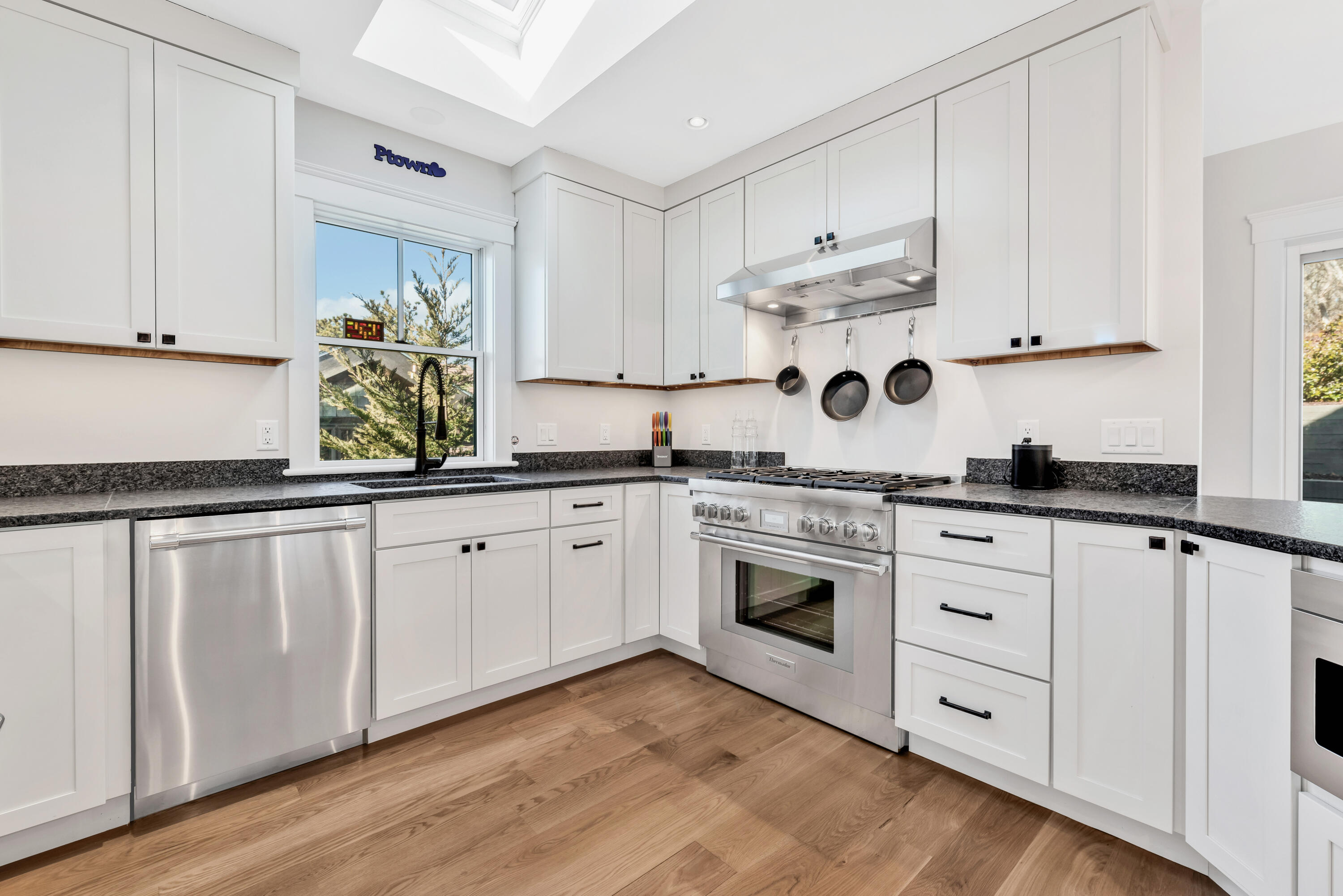 294 Bradford Street Provincetown MA 02657